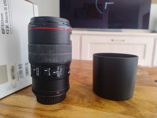 Canon 100mm 8l macro is - 100mm, f/2,8l