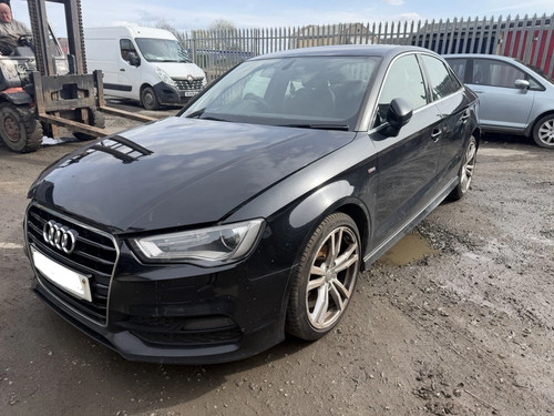 Audi line berlina 2015 - audi,