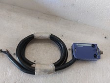 INTERRUTTORE DI FINE CORSA SCHNEIDER ELECTRIC TELEMECANIQUE  UI 400 AC 15 240V