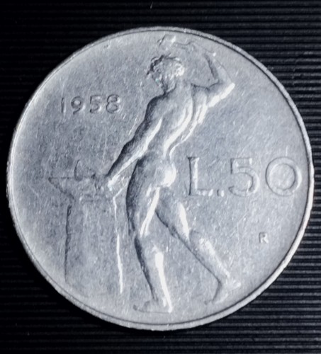 Lire vulcano anno 1958 - ",