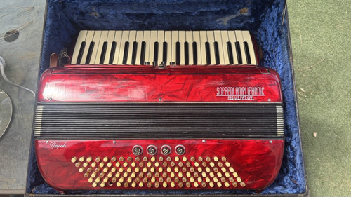 Soprani ampliphonic napoli - ampliphonic,
