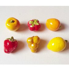 ITALICA ARS - FRUTTA in RILIEVO FRAGOLA MELA ALBICOCCA UVA - Ceramica Anni 70