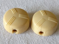 n°2 Manopole vintage per radio a valvole.