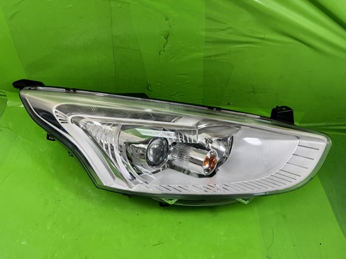 Ford max faro - max,
