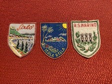 Lotto di 3 toppe stemmi in stoffa ricamati epoca anni '60 - '70 Salò San Marino 