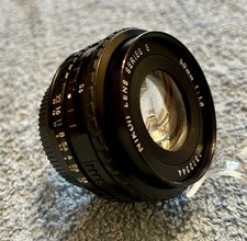 Obiettivo Nikon 50 mm f. 1:1,8 Ais, Serie E