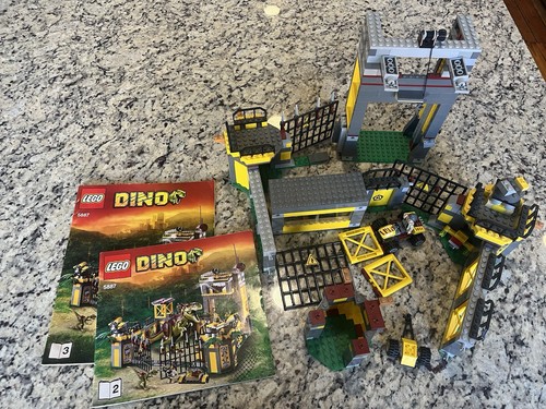 Lego dino defense hq - dino:,