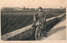 Giovane ragazzo in bicicletta cislismo cislista Fotografia