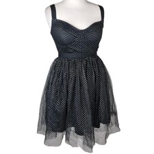 Raro abito da festa London