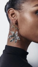 Orecchini fiori Zara zirconi