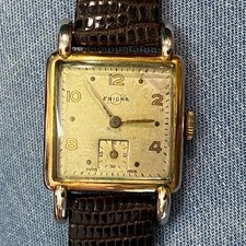 Orologio Enicar di forma