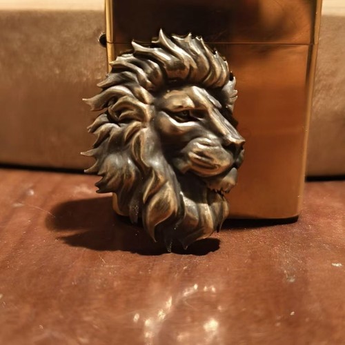 Accendino adesivo leone - , ottone