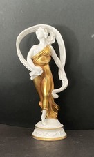 SERIE GINORI CAPODIMONTE MITTI  DANZATRICE LIBERTY IN PORCELLANA DIPINTA A MANO