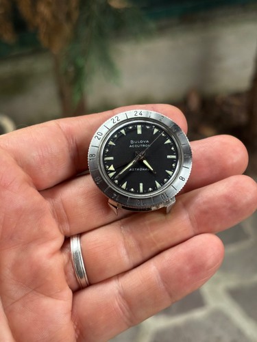 Bulova accutron astronaut - astronaut, ss