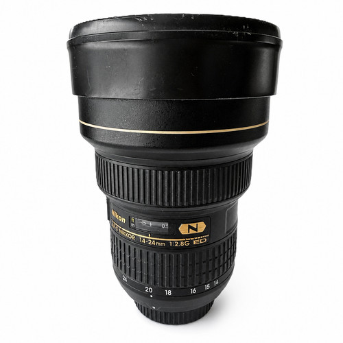 Nikon nikkor 24 - nikkor, mm