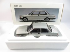 1:18 Autoart BMW 323i argento