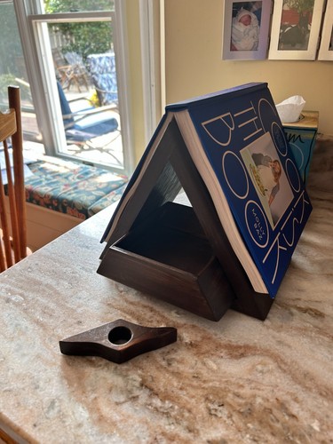 Wooden triangle book stand - wooden,