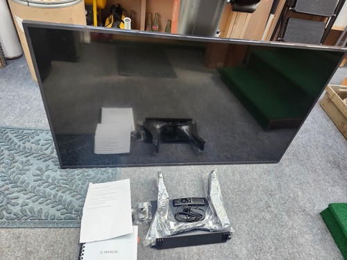 Samsung smart model - tv,