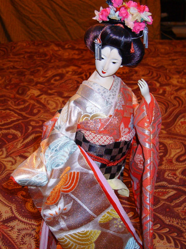 Bambola geisha giapponese