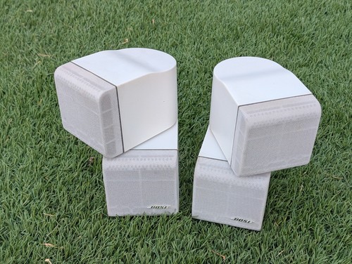 Pair white bose acoustimass - white,