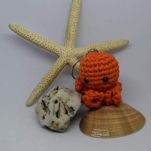 Portachiavi amigurumi forma - , di