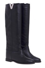 Via Roma 15 - 3651 NERO -