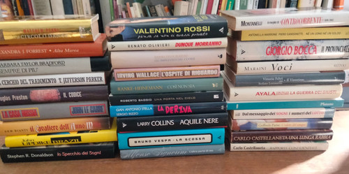 Lotto 30 libri vari in - 30,