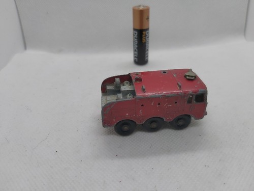 Macchinina matchbox foamite - -,