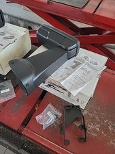 Bracciolo centrale con - bracciolo,