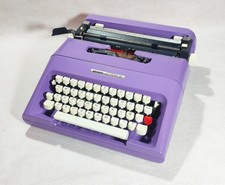 Olivetti Lettera 35 Typewriter