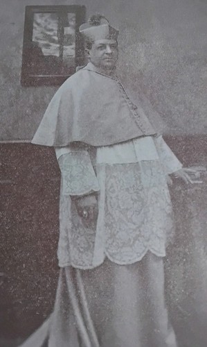 1900 monsignore arcangelo - _,