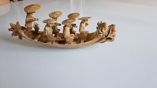 Maquette barca pietra - in,