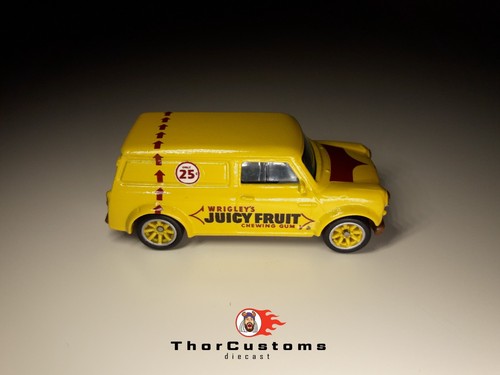 Hot wheels austin mini van - hot,