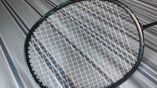 Yonex voltric force 4u5 - voltric,