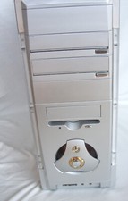 CASE SILVER MID TOWER CON ALIMENTATORE(400W) ATX