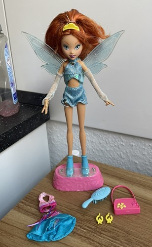 Winx club flutter - magic, bloom