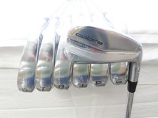Nuovo set di ferri Cobra King