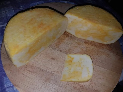 Formaggio pecorino zafferano - formaggio,