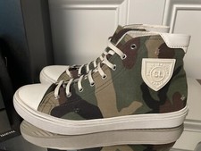 Yves Saint Laurent Bedford