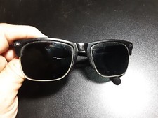 OCCHIALI DA SOLE IN BUONO STATO MAXI LINE