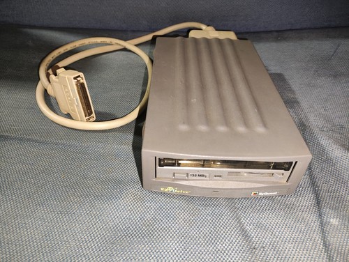 Syquest ez135 135mb removable - syquest,