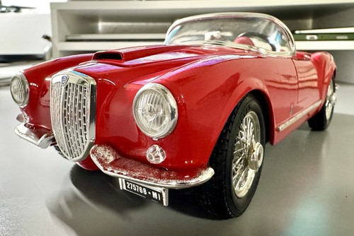 Bburago lancia aurelia b24 - aurelia,