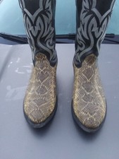 Stivali serpente a sonagli