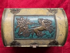 SCATOLA METALLO CON CAVALLI