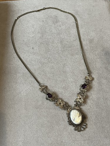 Collana vittoriana