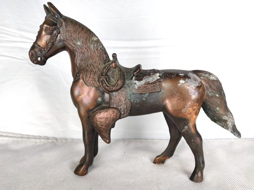 Statua scultura cavallo