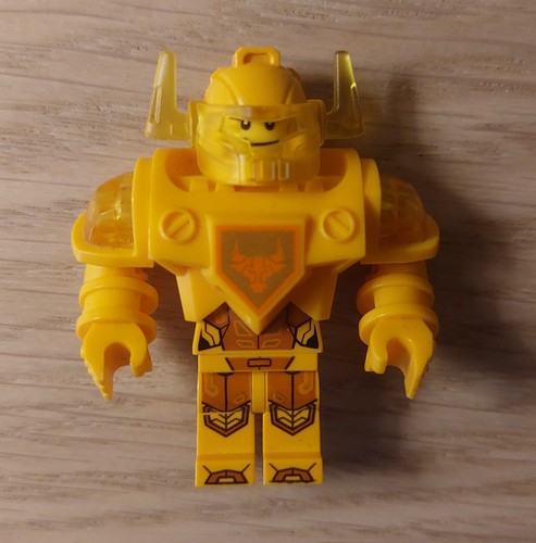 Lego nexo knights minifigure - knights,