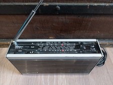 RADIO GRUNDIG MAGIC BOY 303-b Vintage