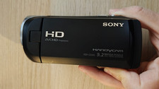 SONY Handycam HDR-CX240E Très