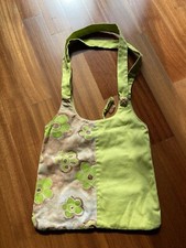 Borsa in tela verde a fiori